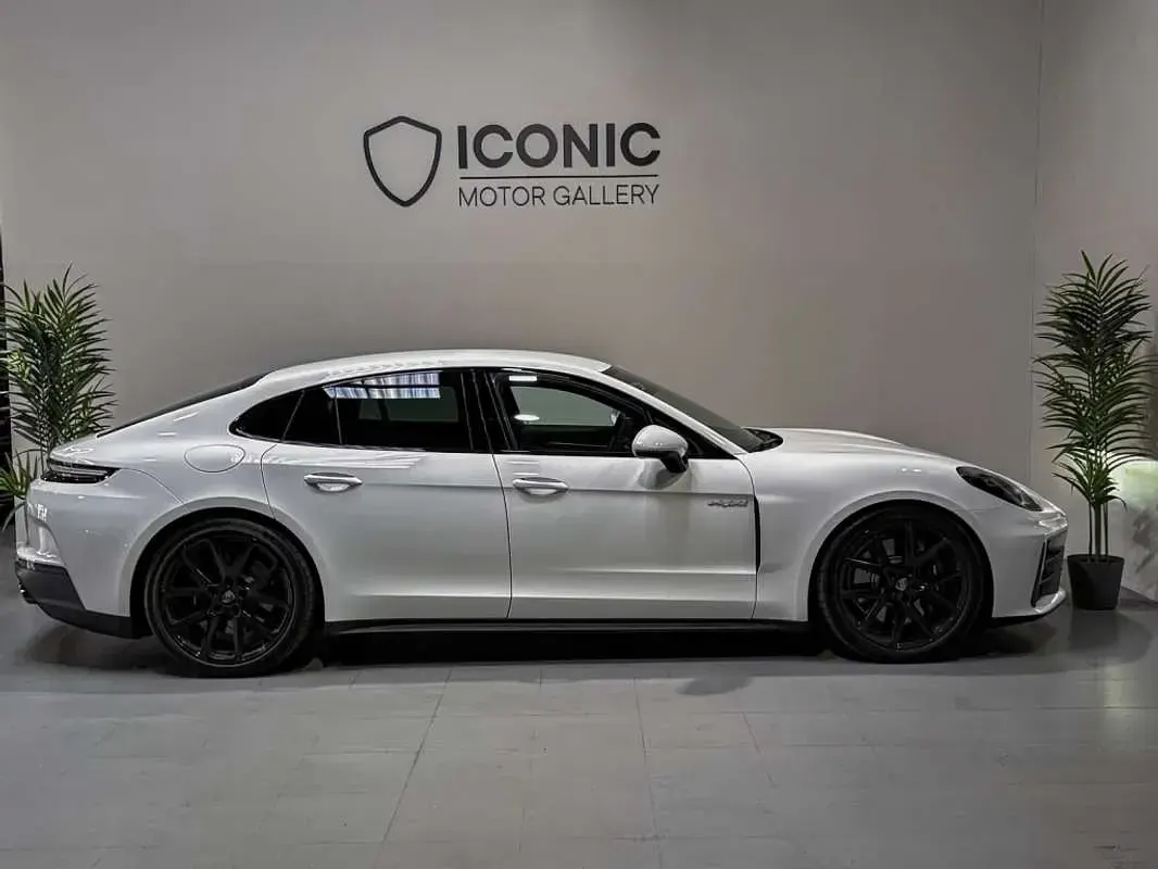 Usado Porsche Panamera 4 470 CV (345 kW) 2024 Blanco Utilitario