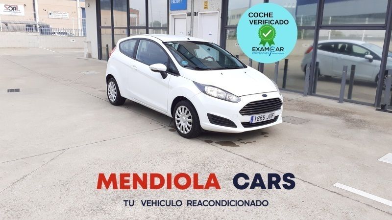 Blanco Usado 2019 Ford Fiesta Trend Utilitario | 6500 € (Super precio) - Imagen 1/4