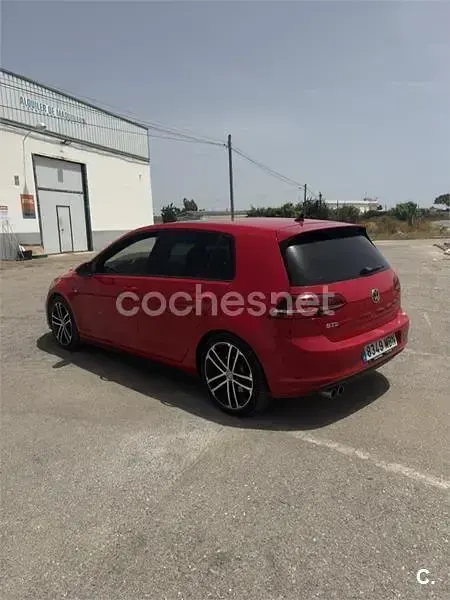 Usado VW Golf VII GTD 184 CV (135 kW) 2015 Rojo Berlina