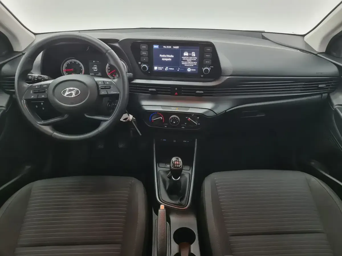 Usado Hyundai i20 101 HP (74 kW) 2021 Branco Sedan