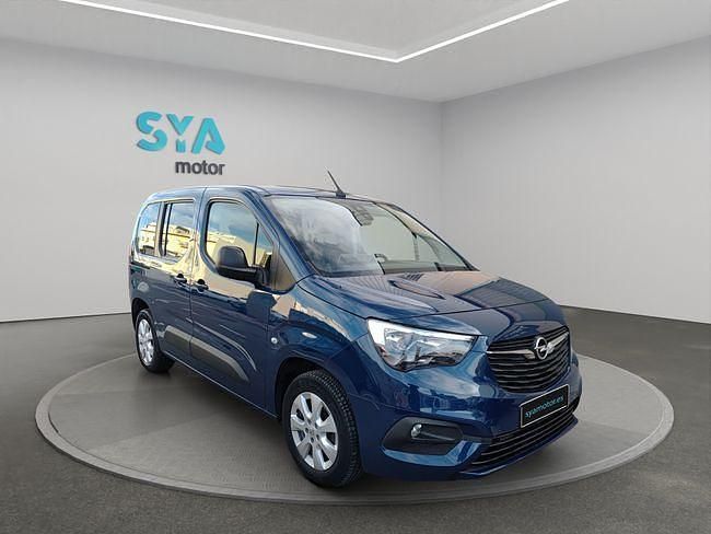 Usado Opel Combo Selective 110 CV (80 kW) 2020 Azul Monovolumen
