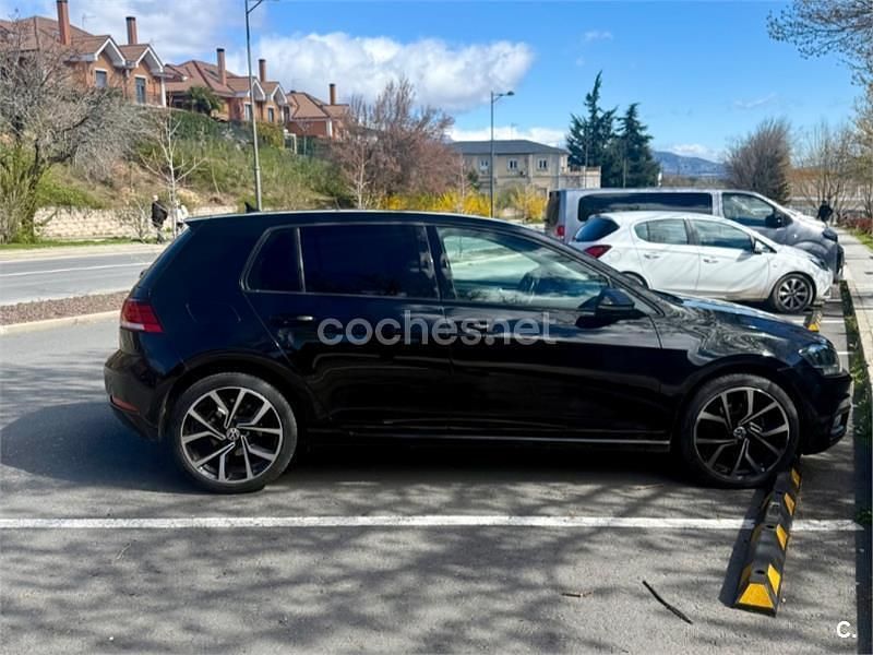 Usado VW Golf VII Business 115 CV (84 kW) 2017 Negro Berlina
