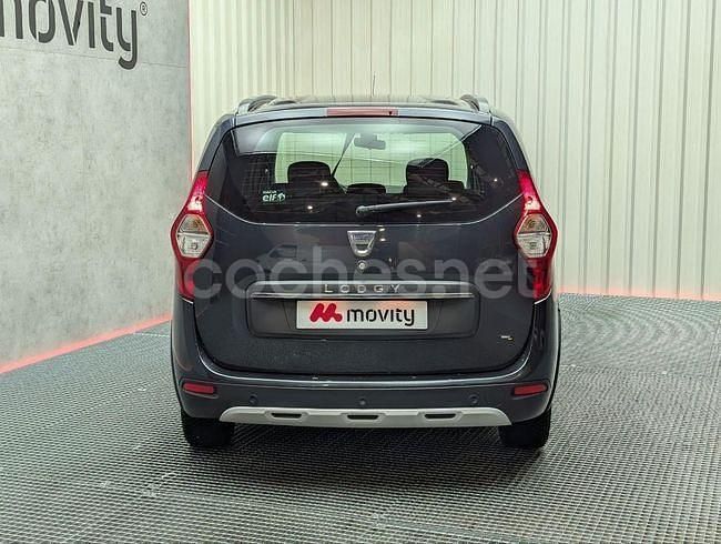 Usado Dacia Lodgy Stepway 115 CV (84 kW) 2020 Gris Monovolumen