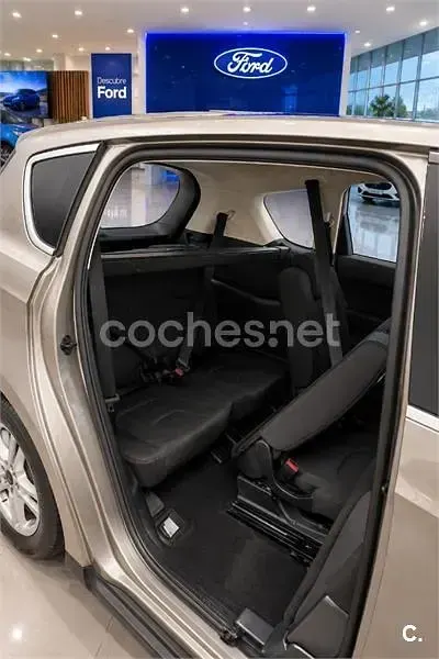 Usado Ford S-MAX Titanium 160 CV (117 kW) 2017 Beige Monovolumen