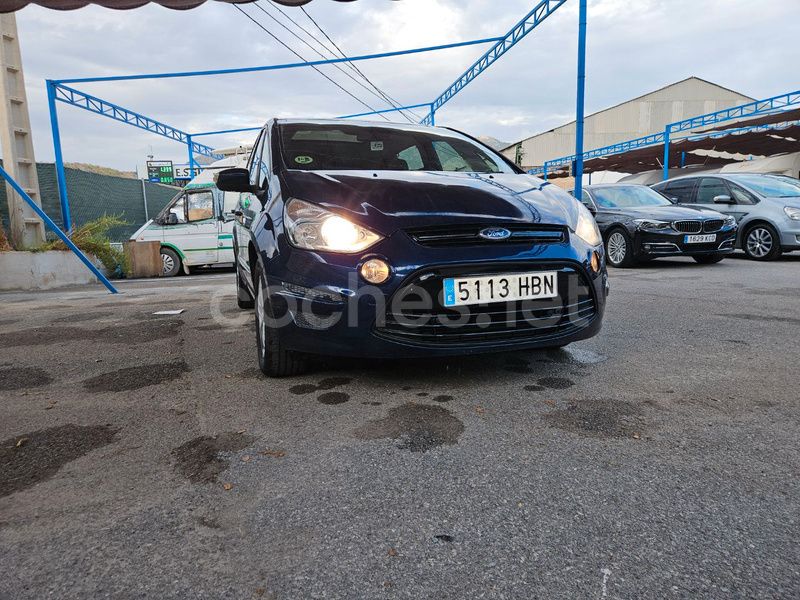 Begagnad Ford S-MAX Titanium 163 HK (119 kW) 2012 Blå Minibuss