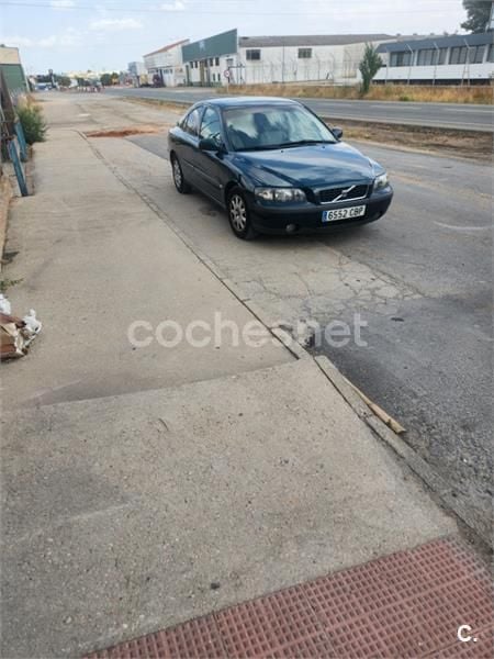 Verde Usado 2002 Volvo S60 Berlina | 2100 € (Precio justo) - Imagen 1/4
