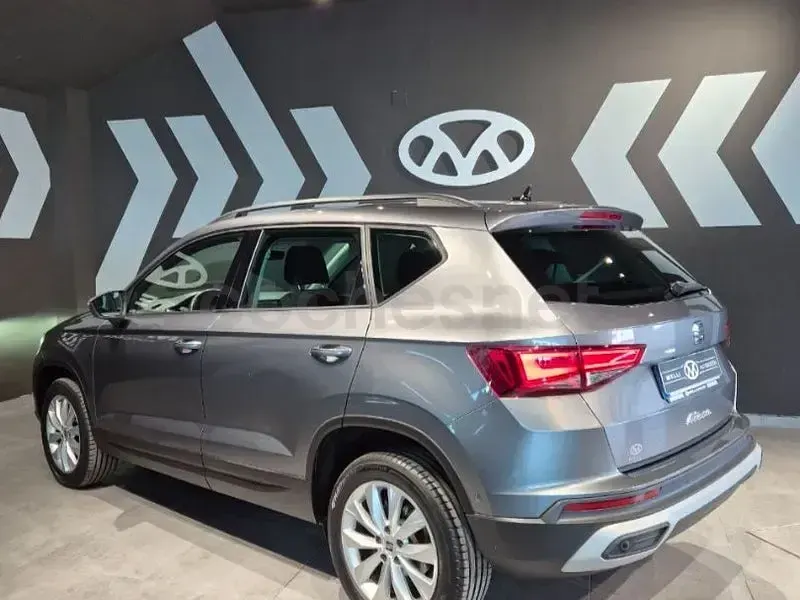 Usado Seat Ateca Style 115 CV (84 kW) 2025 Gris / plata SUV