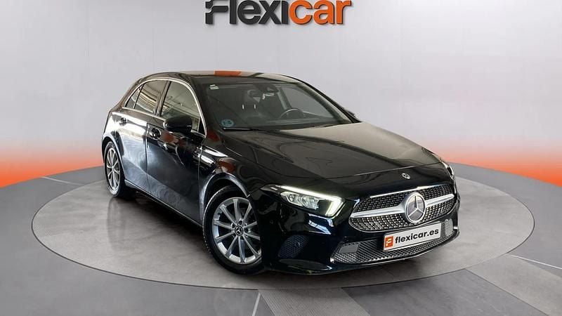 Negro Usado 2019 Mercedes A200 Utilitario | 17.490 € (Buen precio) - Imagen 1/4