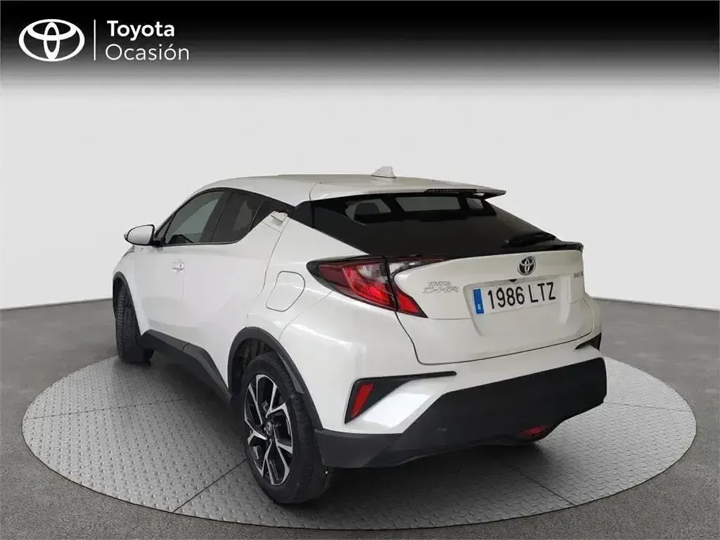 Usado Toyota C-HR Advance 122 CV (89 kW) 2021 Blanco SUV
