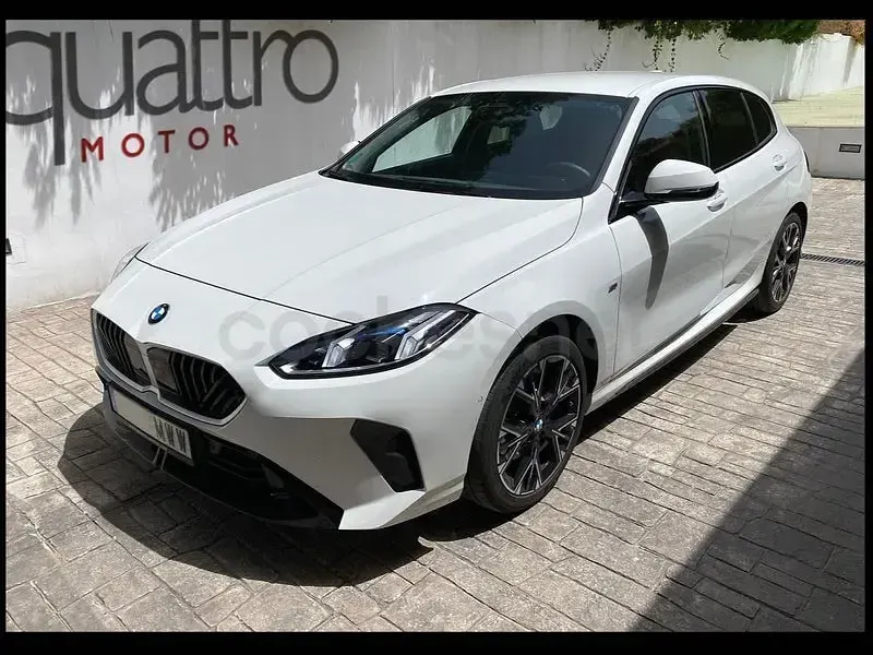 Begagnad BMW 120 M Sport 163 HK (119 kW) 2024 Vit Halvkombi