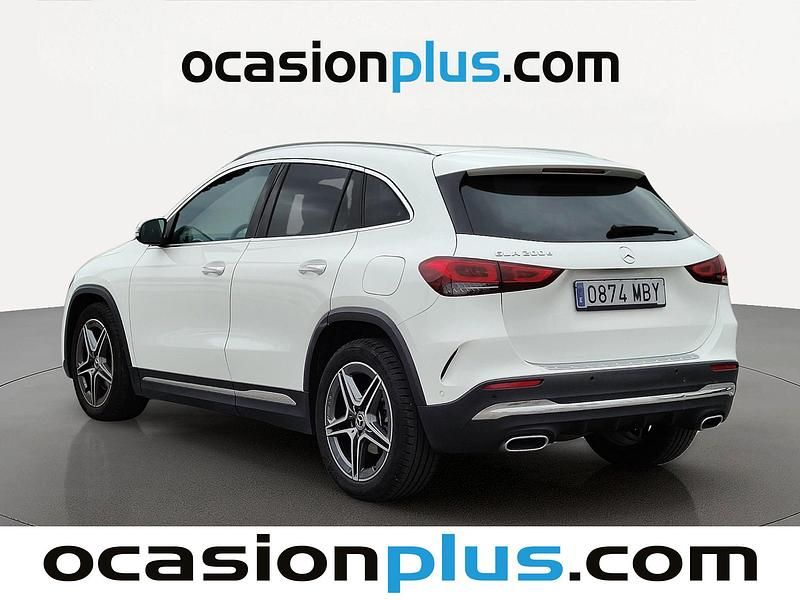 Usado Mercedes GLA200 AMG 150 CV (110 kW) 2022 Blanco SUV