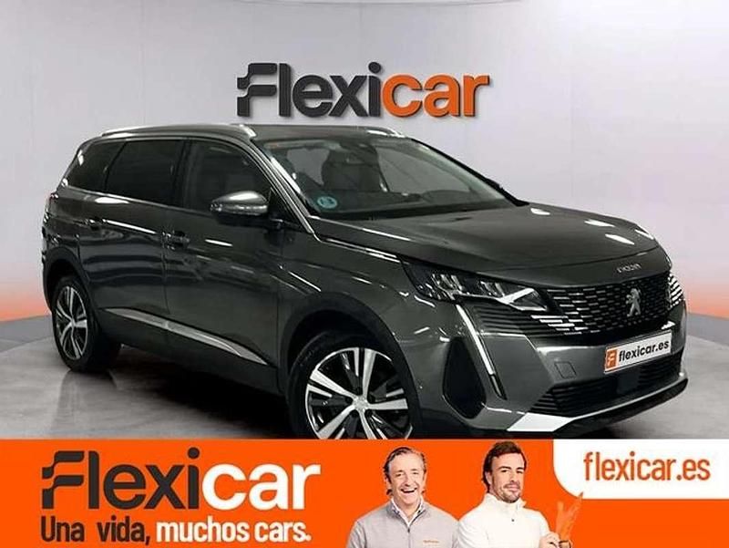Usado Peugeot 5008 Allure 131 CV (96 kW) 2021 Blanco SUV