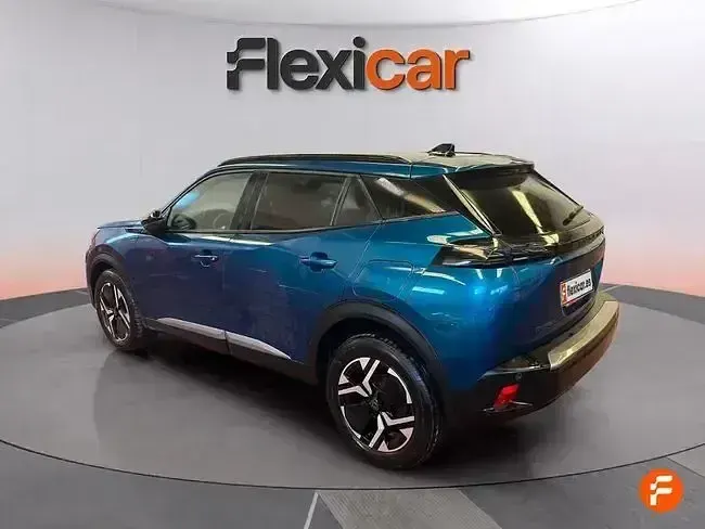 Usado Peugeot 2008 Allure 100 CV (73 kW) 2025 Verde SUV