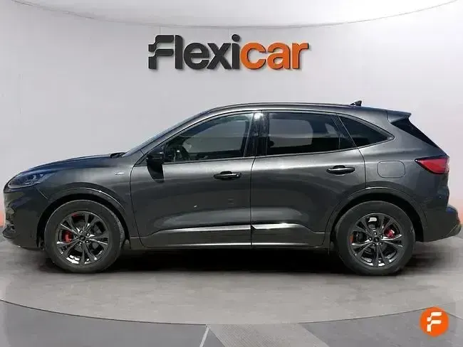 Usado Ford Kuga ST-Line X 190 CV (139 kW) 2022 Gris SUV