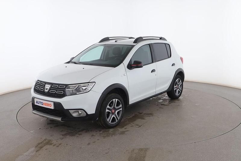 Blanco Usado 2019 Dacia Sandero Utilitario | 14.099 € (Un poco caro) - Imagen 1/3