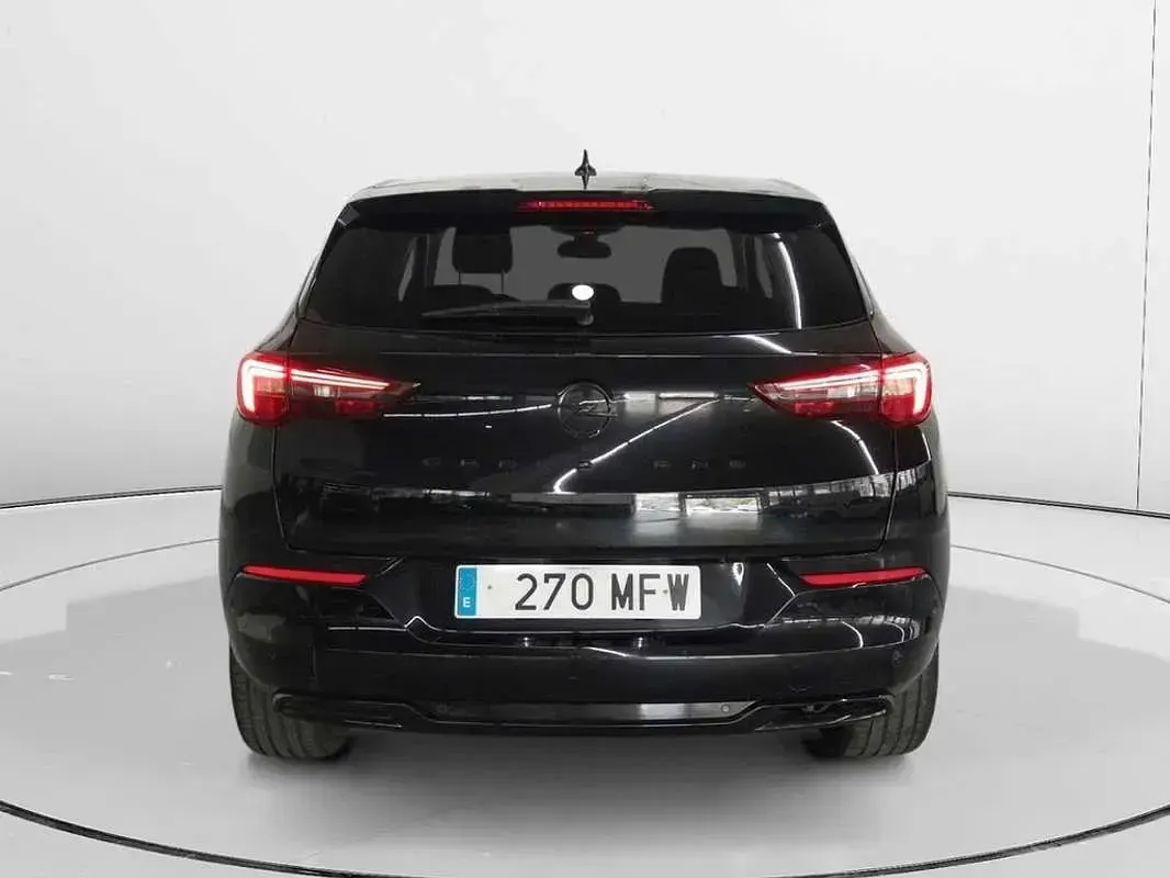 Usado Opel Grandland X GS Line 131 CV (96 kW) 2023 Negro SUV