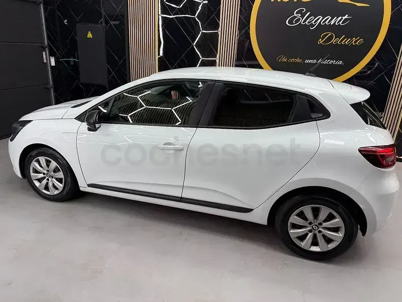 Usado Renault Clio V Business 100 CV (73 kW) 2022 Blanco Berlina
