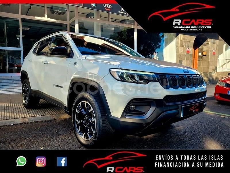Blanco Usado 2022 Jeep Compass Trailhawk SUV | 24.990 € (Un poco caro) - Imagen 1/4