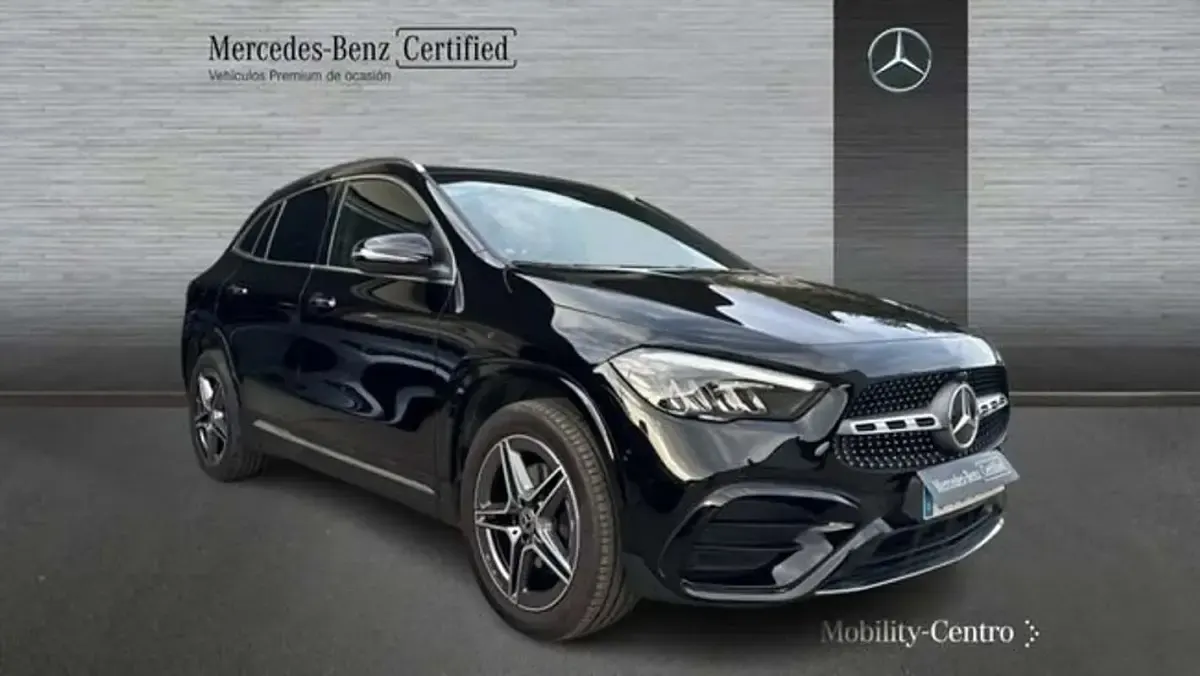 Usado Mercedes GLA250 219 CV (161 kW) 2025 Negro SUV