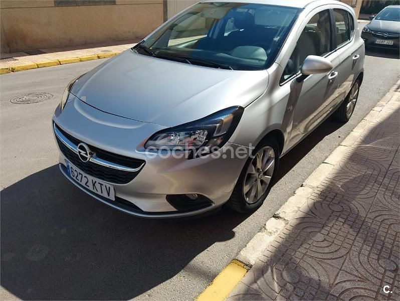 Gris / plata Usado 2019 Opel Corsa Selective Berlina | 8890 € (Buen precio) - Imagen 1/4
