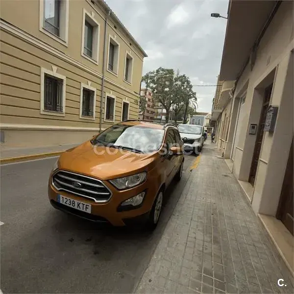 Usado Ford Ecosport Trend 100 CV (73 kW) 2019 Naranja SUV