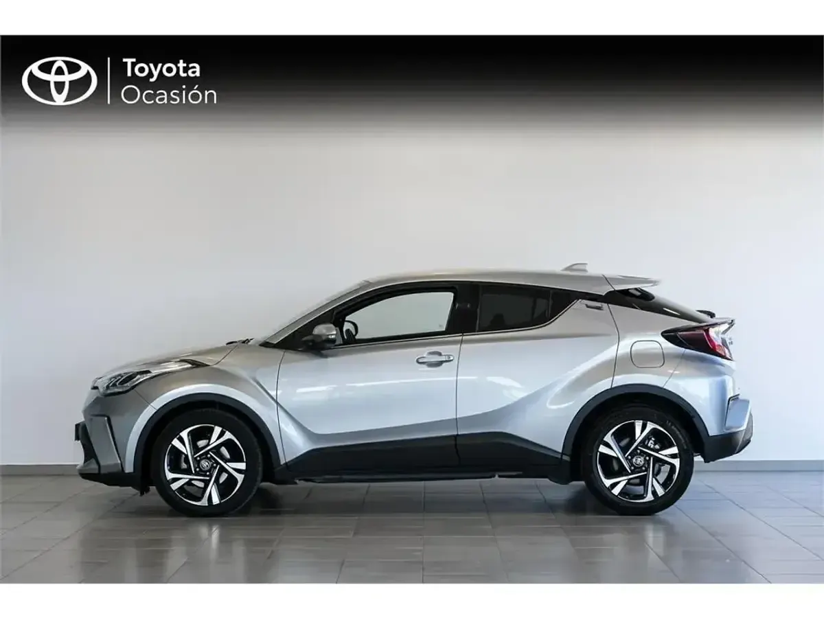 Usado Toyota C-HR Advance 122 CV (89 kW) 2023 Gris SUV