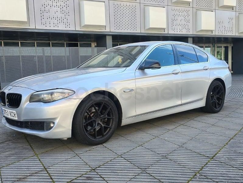 Usado BMW 520 184 CV (135 kW) 2010 Gris / plata Berlina