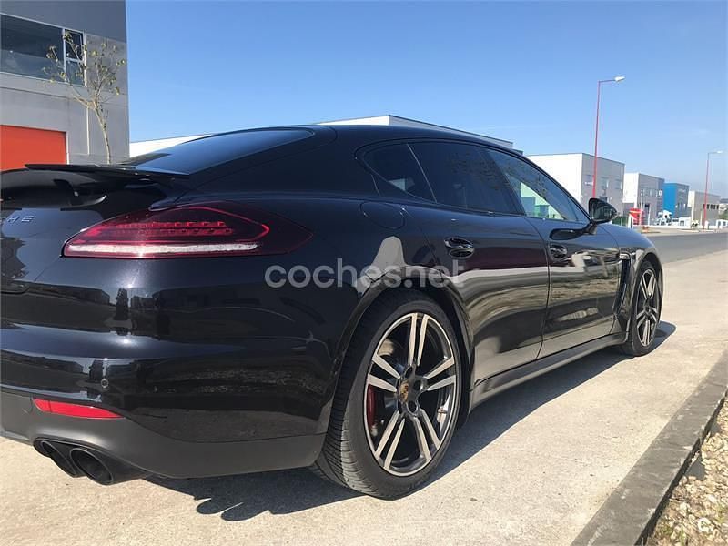 Usado Porsche Panamera 430 CV (316 kW) 2014 Negro Berlina