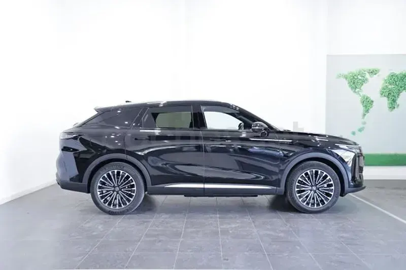 Usado Omoda 9 537 CV (394 kW) 2026 Negro SUV