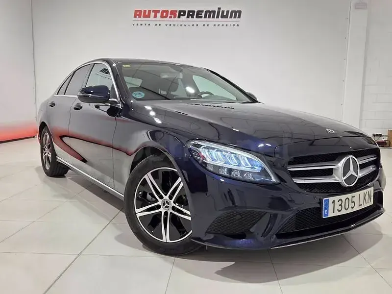 Usado Mercedes C200 160 CV (117 kW) 2020 Azul Berlina