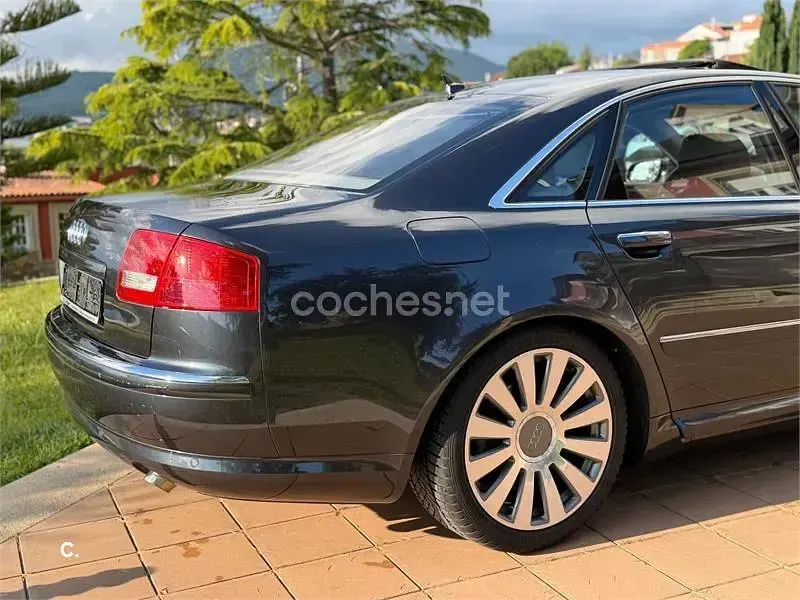 Usado Audi A8 326 CV (239 kW) 2007 Gris / plata Berlina