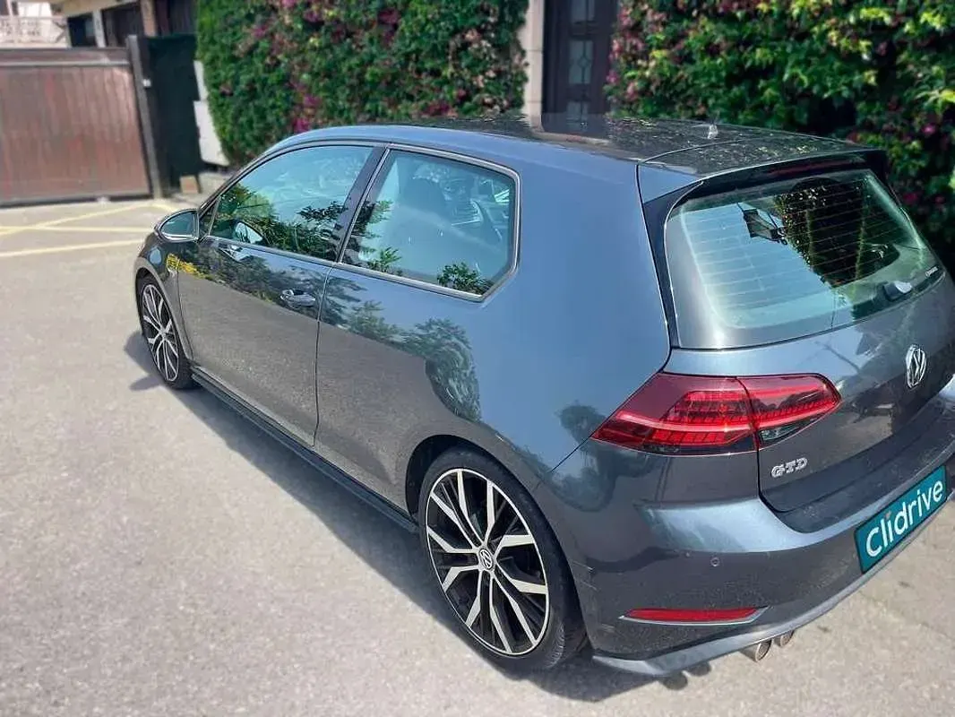 Usado VW Golf VII GTD 184 CV (135 kW) 2017 Azul Utilitario