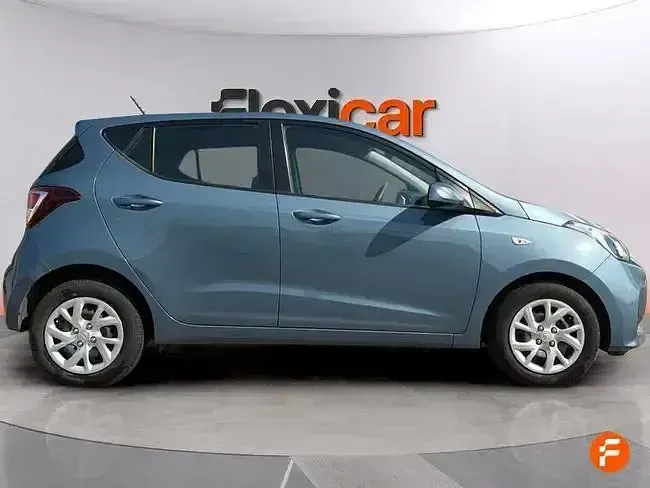 Usado Hyundai i10 GO! 66 CV (48 kW) 2018 Azul Utilitario