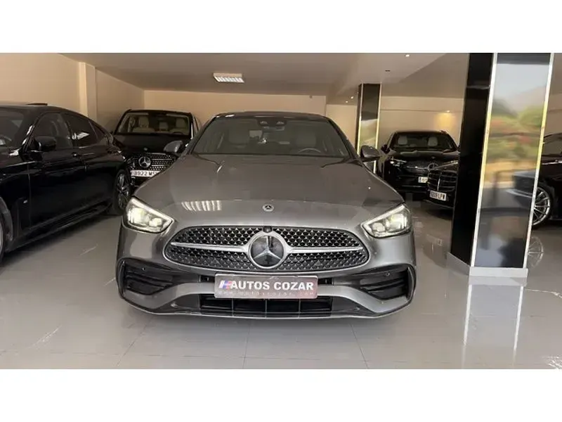 Usado Mercedes C300 265 CV (194 kW) 2024 Gris / plata Berlina