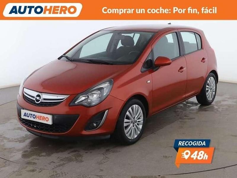 Usado Opel Corsa Selective 86 CV (63 kW) 2013 Rojo Utilitario