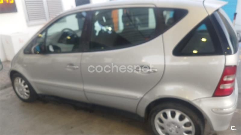 Usado Mercedes A140 Elegance 82 CV (60 kW) 2001 Gris / plata Monovolumen