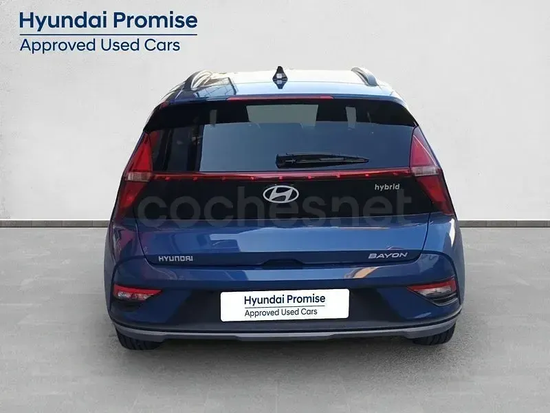 Usado Hyundai Bayon 100 CV (73 kW) 2025 Blanco SUV