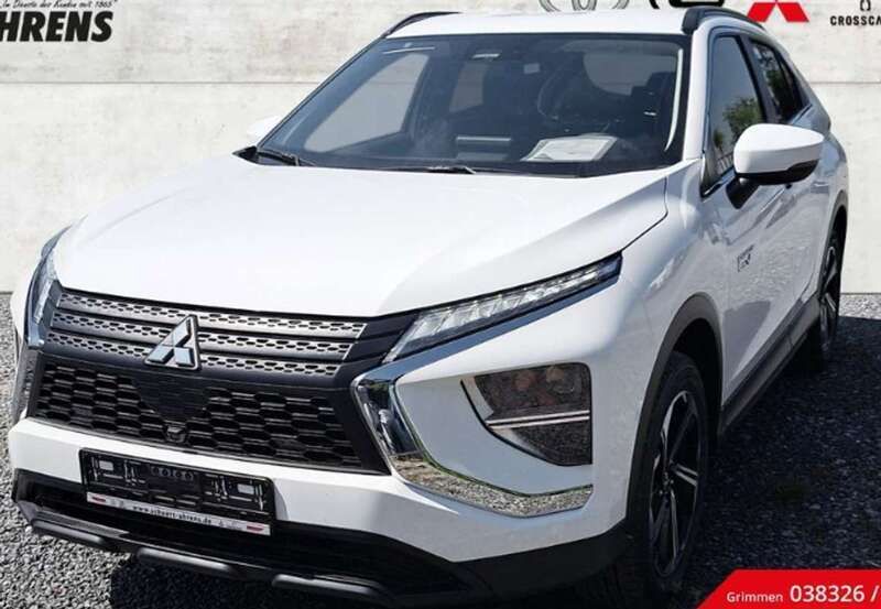 Blanco Usado 2022 Mitsubishi Eclipse Cross Motion SUV | 28.990 € (Un poco caro) - Imagen 1/4