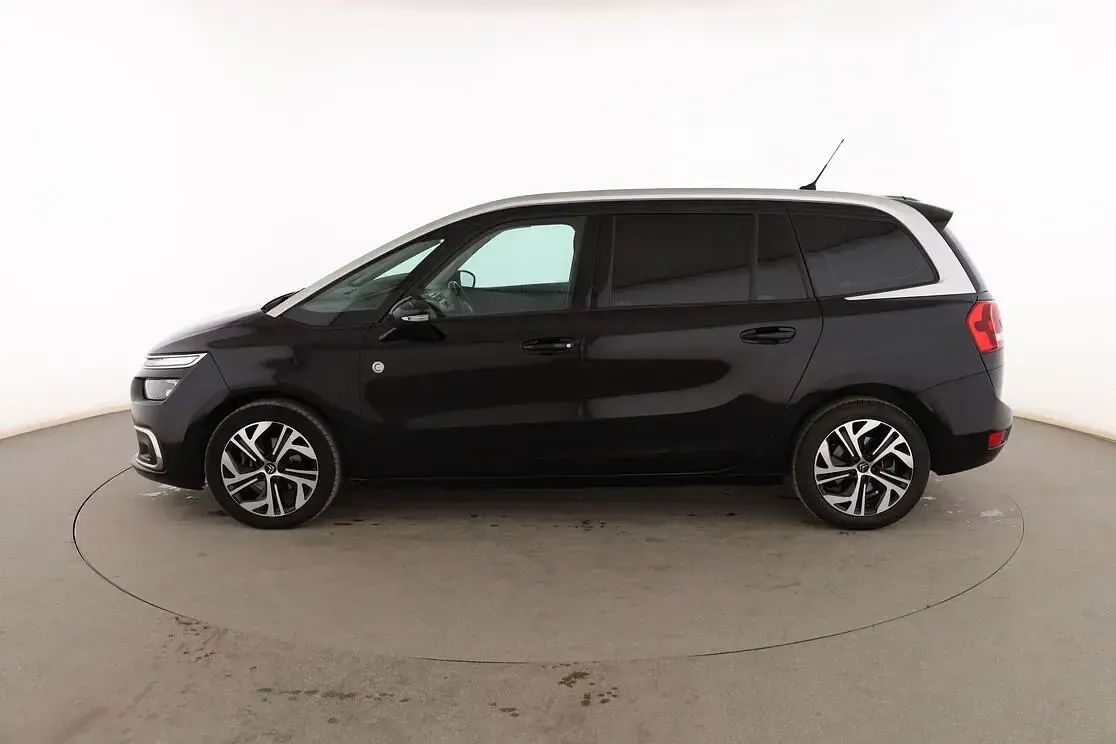 Usado Citroën C4 SpaceTourer 131 CV (96 kW) 2022 Negro Monovolumen