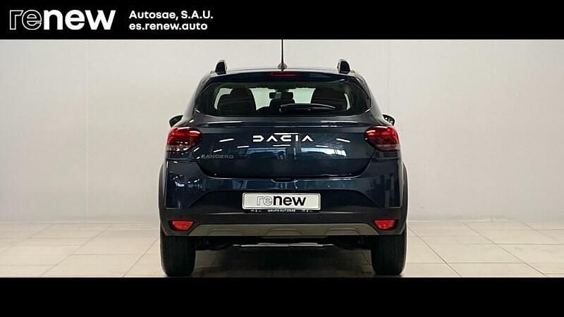 Usado Dacia Sandero Expression 91 CV (66 kW) 2023 Gris Berlina