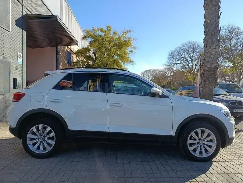 Usado VW T-Roc Advance 115 CV (84 kW) 2020 Blanco SUV