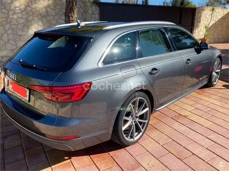 Usado Audi A4 Sport 150 CV (110 kW) 2016 Gris / plata Familiar