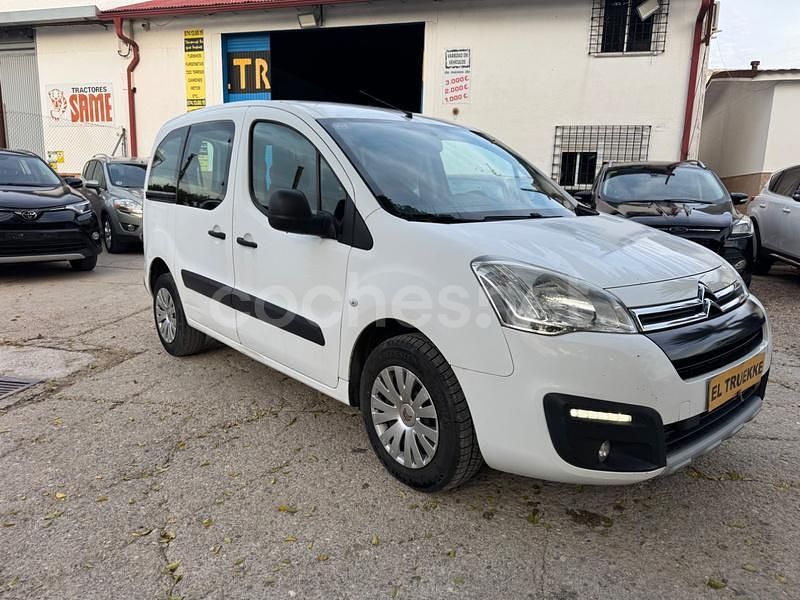 Usado Citroën Berlingo Live 100 CV (73 kW) 2016 Blanco Monovolumen