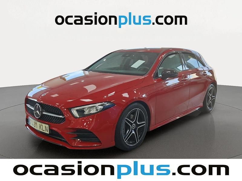 Rojo Usado 2018 Mercedes A200 AMG Utilitario | 24.046 € (Precio justo) - Imagen 1/4