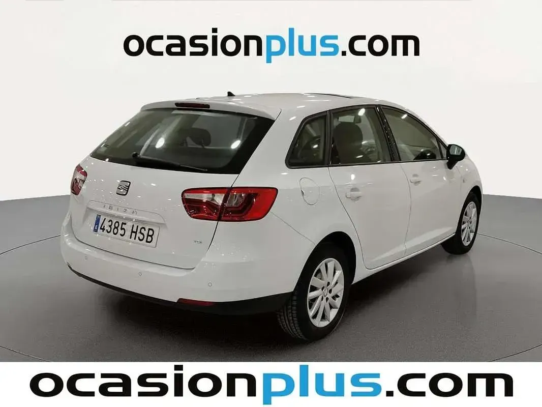 Usado Seat Ibiza ST Style 105 CV (77 kW) 2013 Blanco Familiar