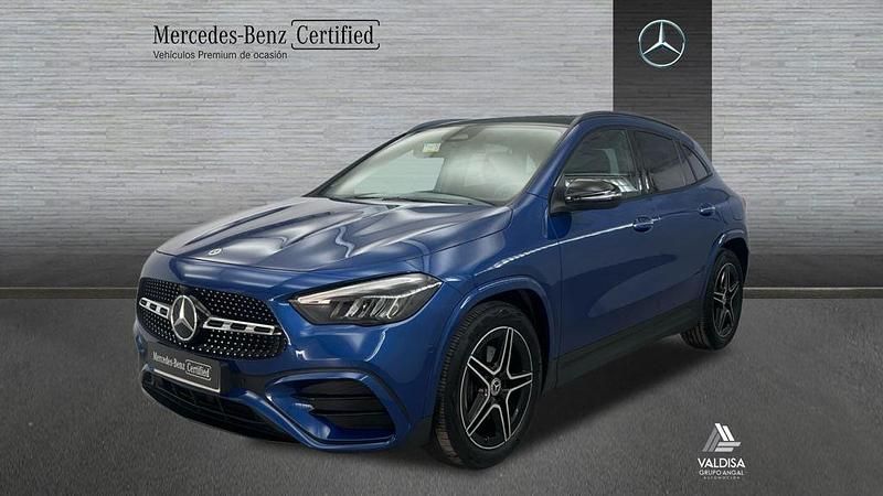 Gris montaña Usado 2025 Mercedes GLA200 AMG line SUV | 43.200 € (Precio justo) - Imagen 1/4