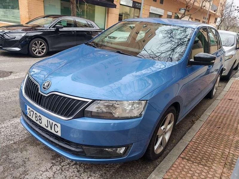 Usado Skoda Rapid Ambition 90 CV (66 kW) 2015 Azul Utilitario
