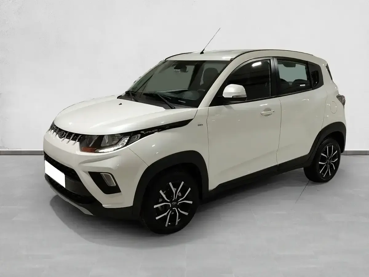 Usado Mahindra KUV100 87 CV (63 kW) 2020 Blanco SUV