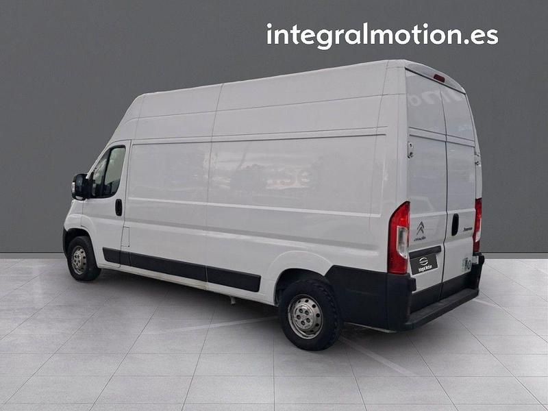 Usado Citroën Jumper 140 CV (102 kW) 2023 Blanco Monovolumen