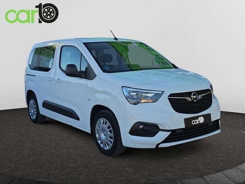 Usado Opel Combo Life Elegance 102 CV (75 kW) 2021 Blanco Monovolumen